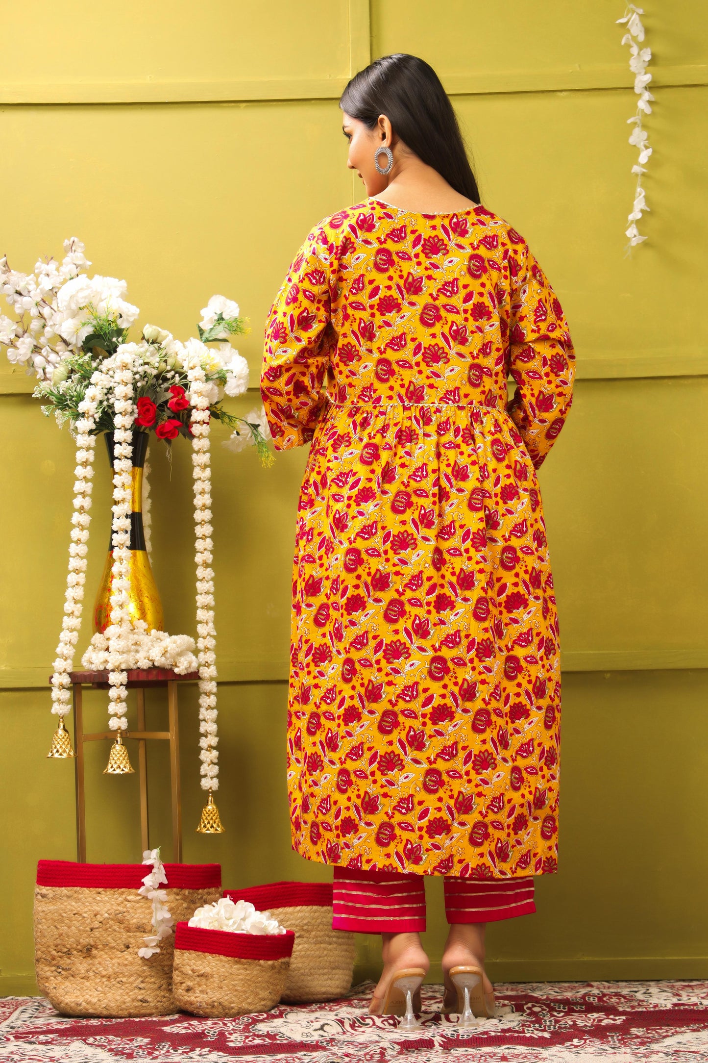 Gulnaar Pink Flower Printed Ethinc Set