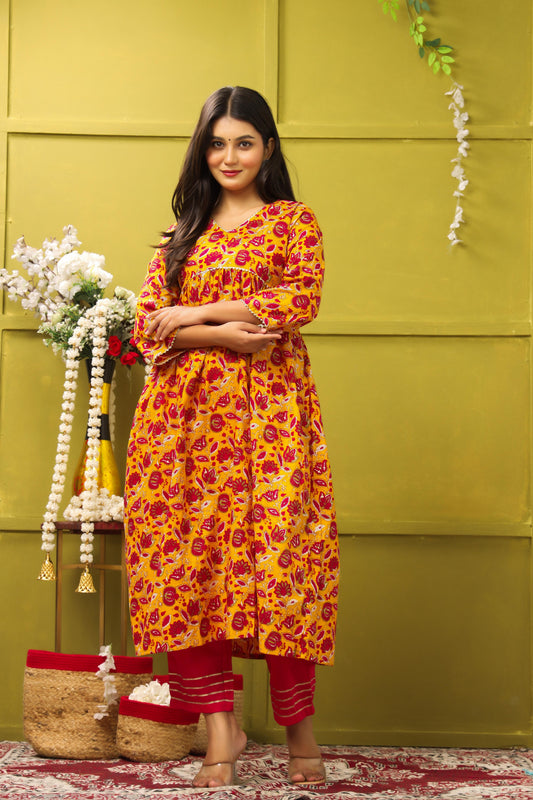 Gulnaar Pink Flower Printed Ethinc Set