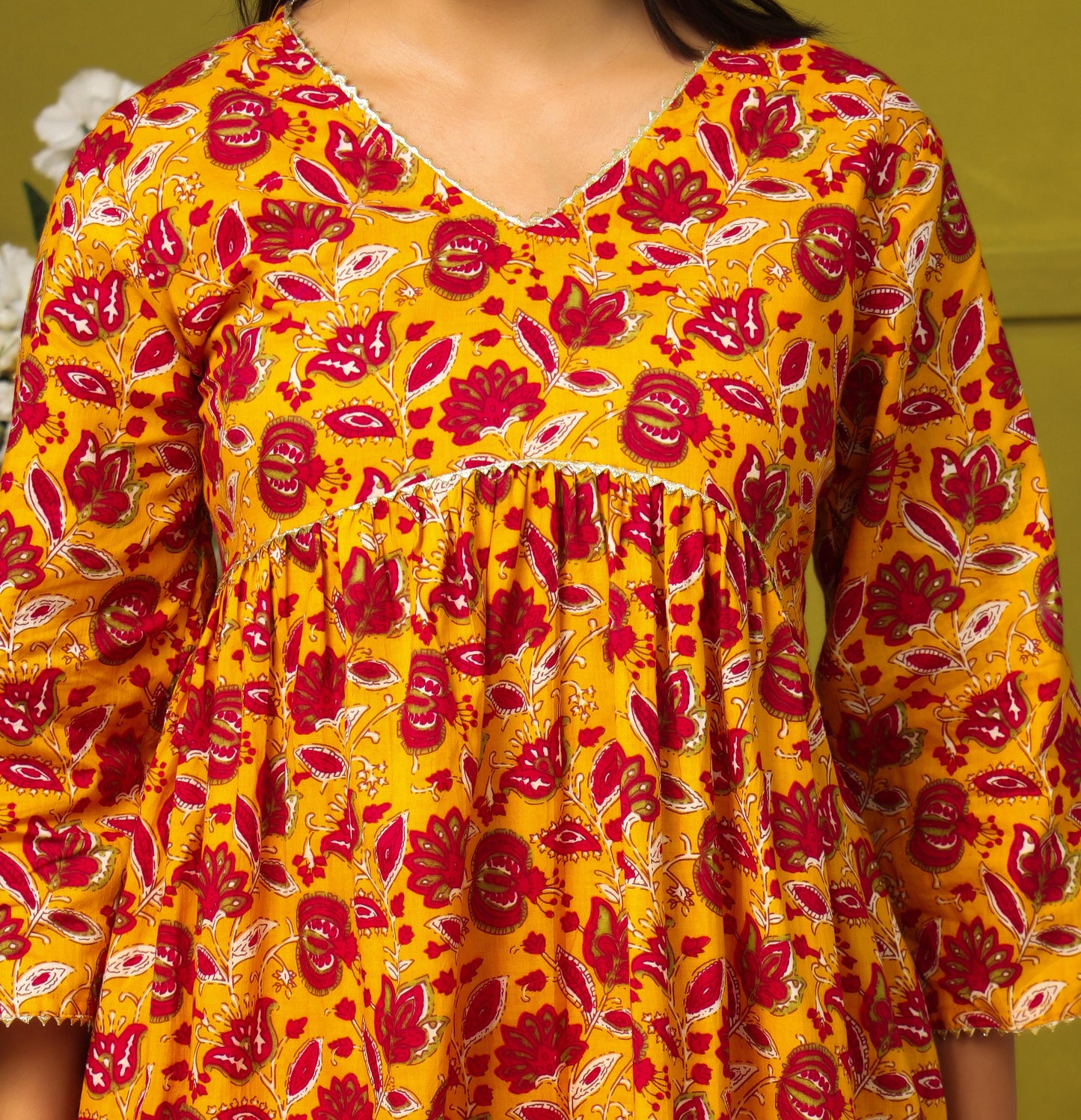 Gulnaar Pink Flower Printed Ethinc Set
