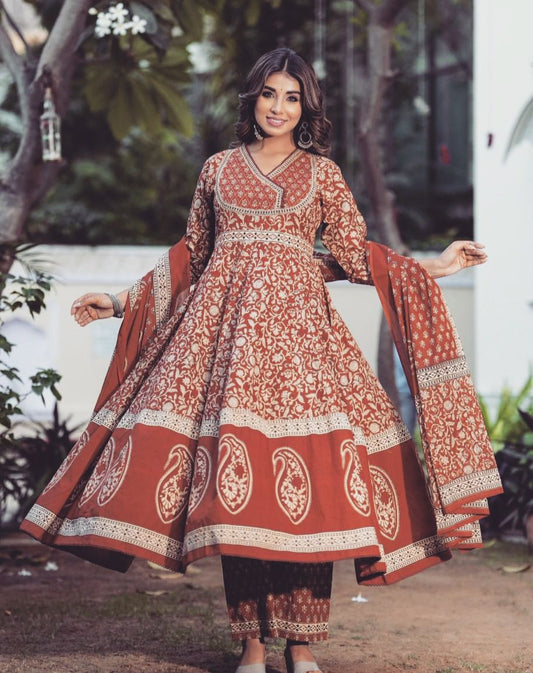 Inaya Printed Anarkali Suit Set