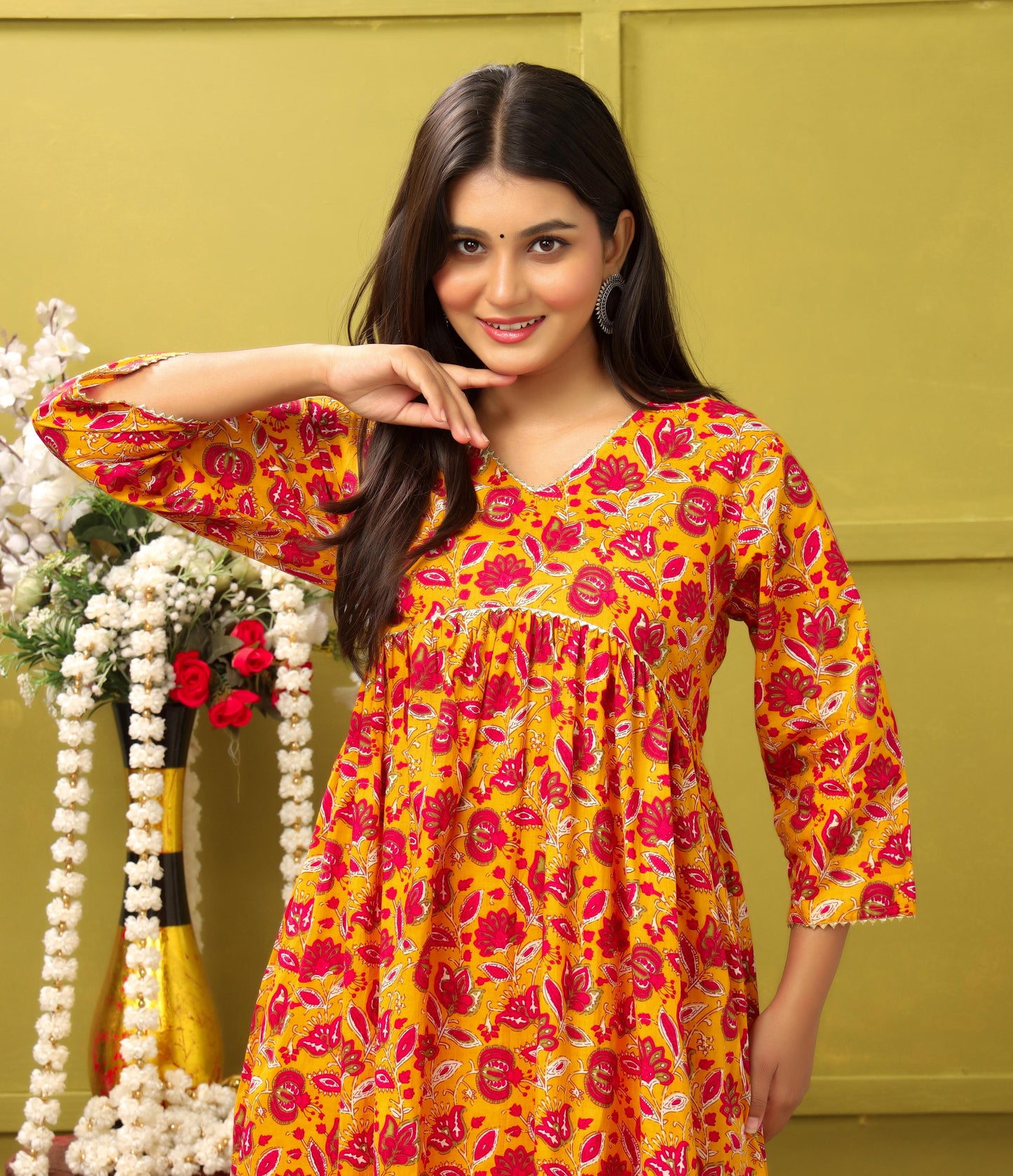 Gulnaar Pink Flower Printed Ethinc Set