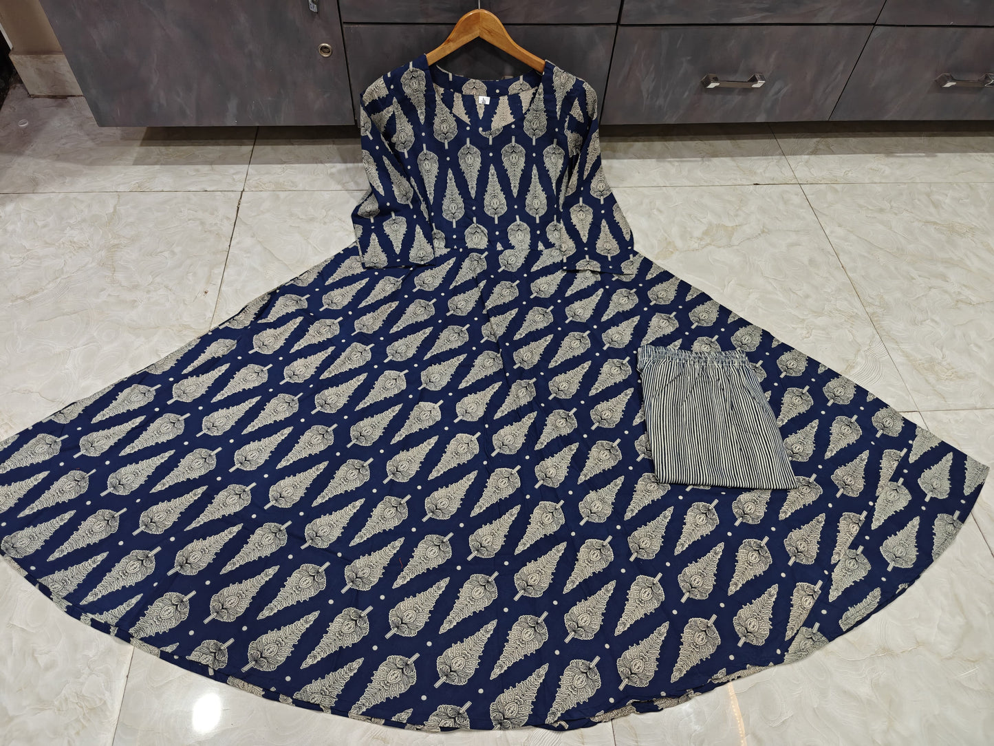 Sine Indigo Blue Cotton 4-Meter Full Flared Anarkali Suit Set with Malmal Dupatta