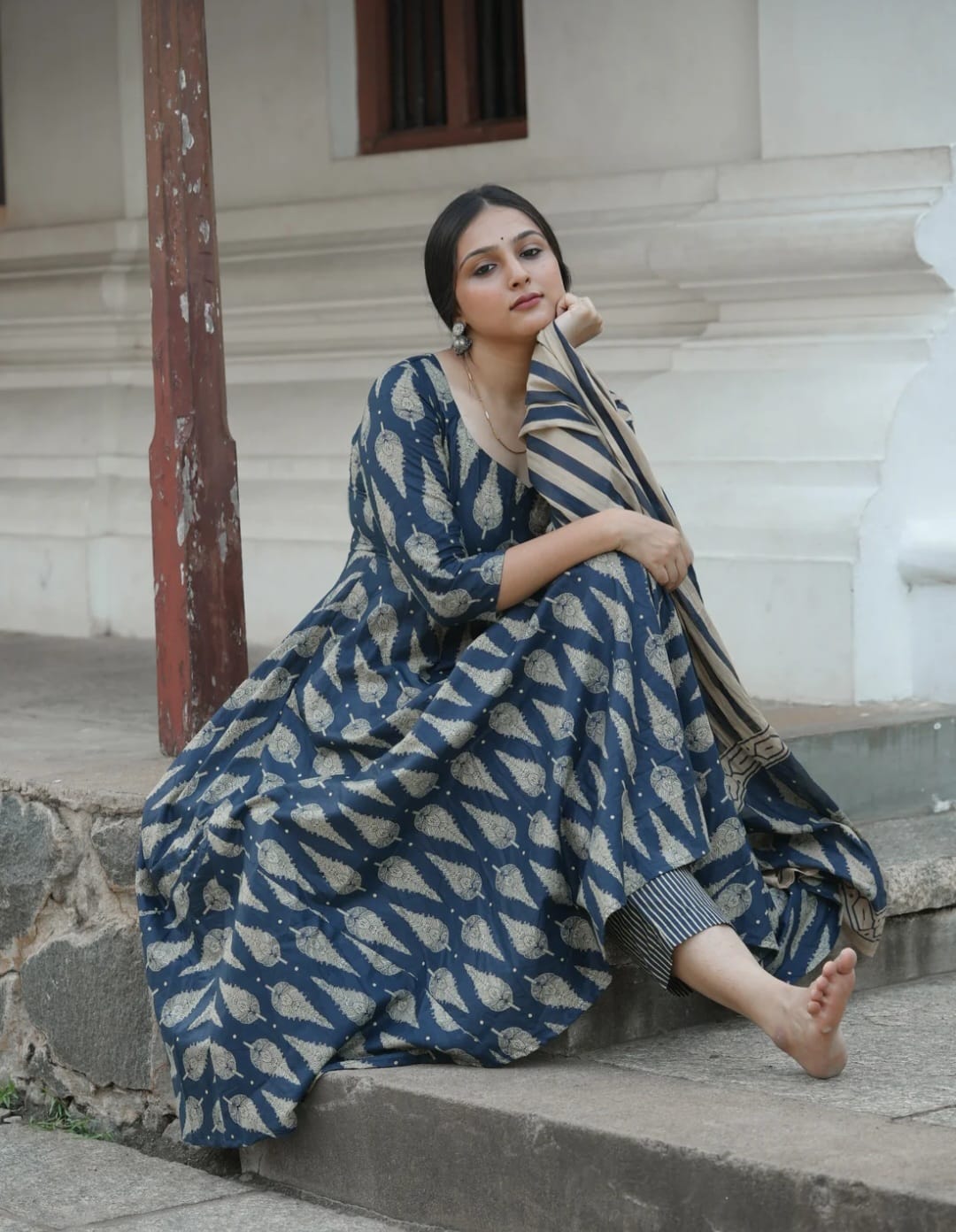 Sine Indigo Blue Cotton 4-Meter Full Flared Anarkali Suit Set with Malmal Dupatta