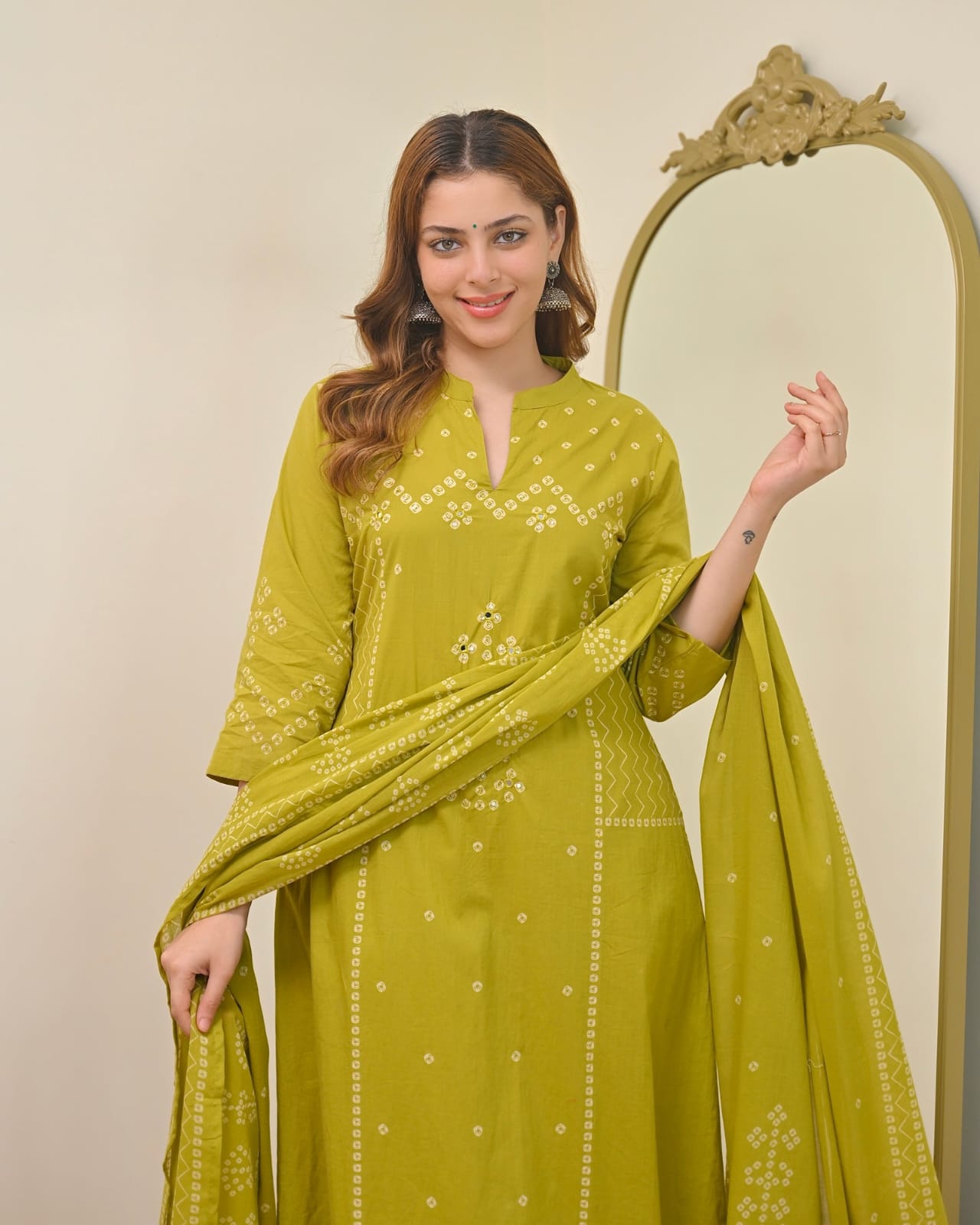 Rynlee Olive Green Bandhej Suit Set