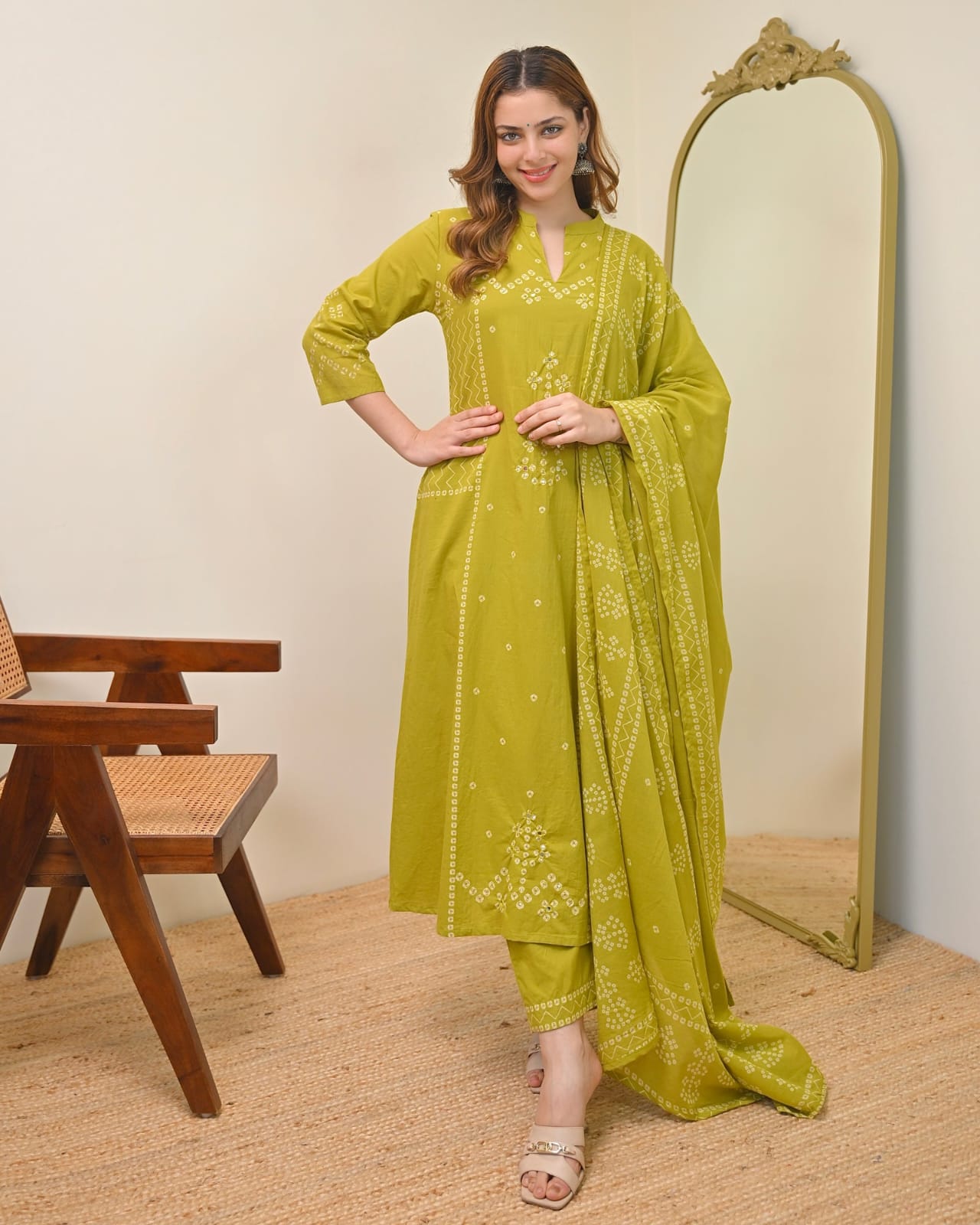 Rynlee Olive Green Bandhej Suit Set