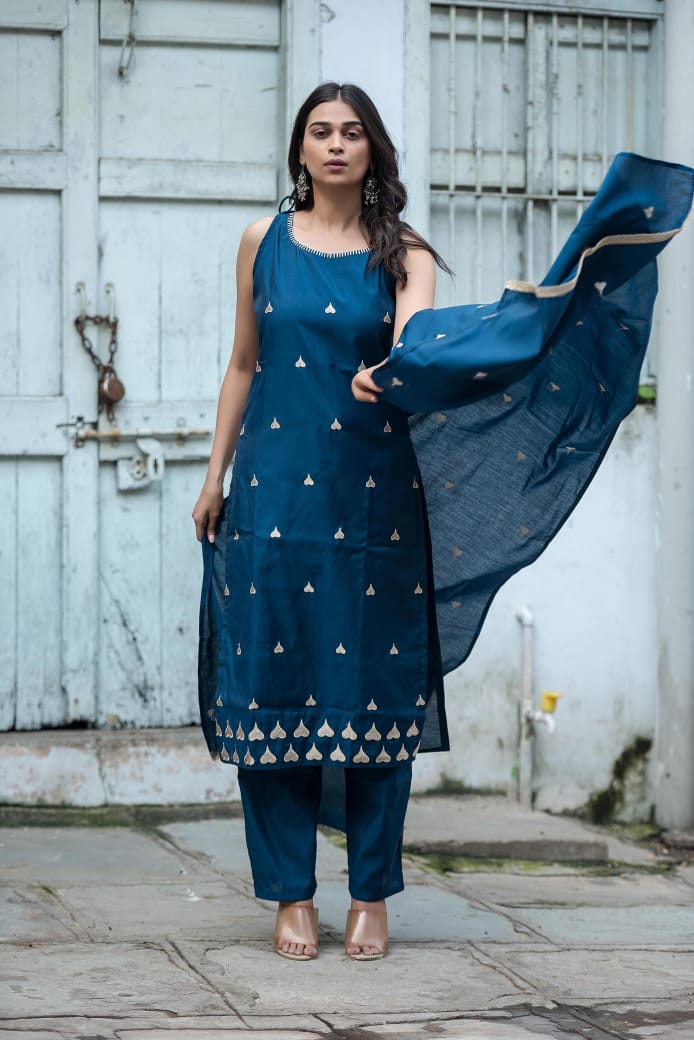 Camila Chic Teal Blue Heart-Print Sleeveless Cotton Kurti Set with Pant and Dupatta