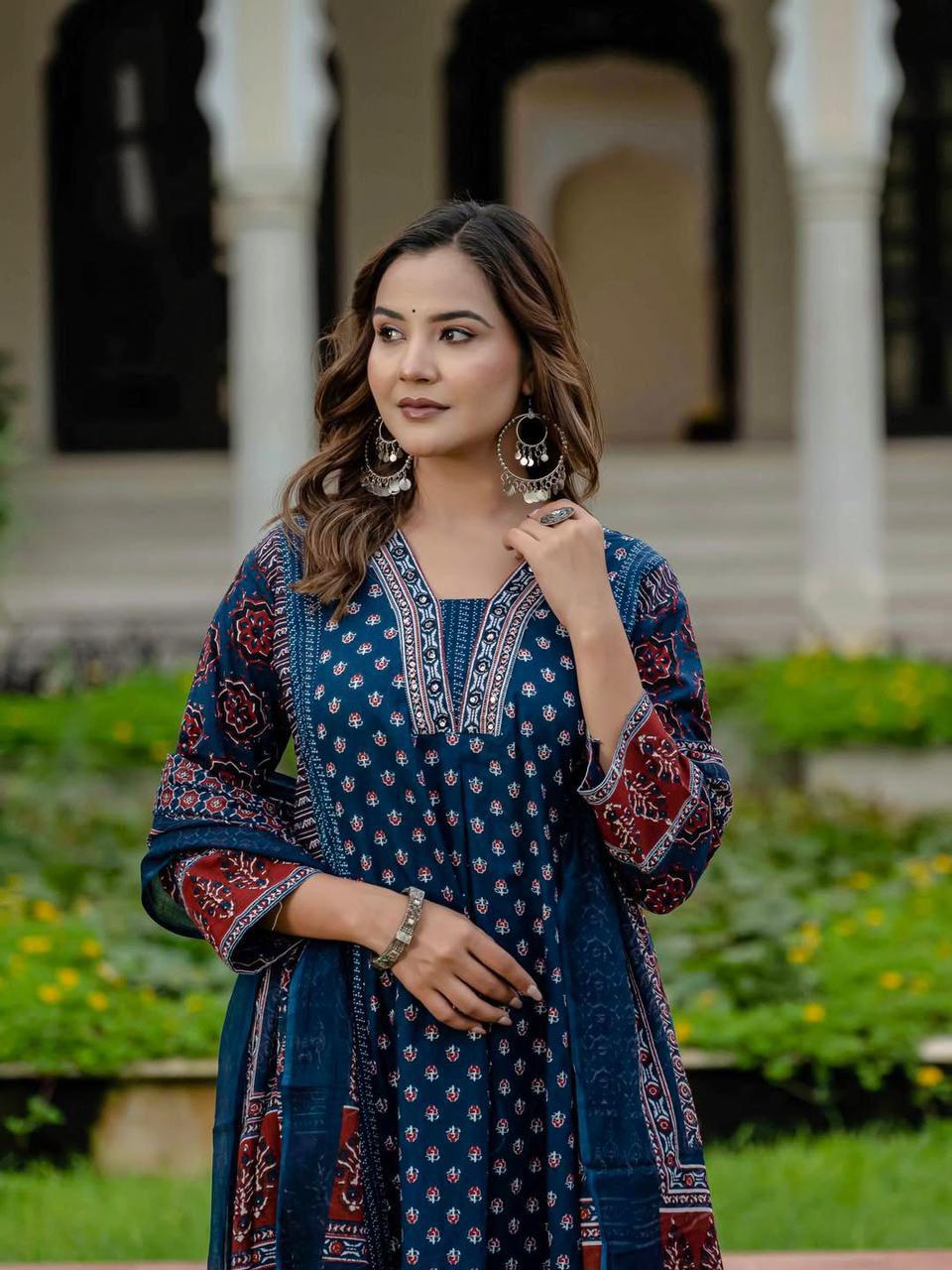 Alivia Elegant Anarkali Kurti Set with hand work