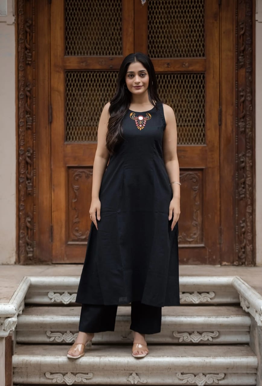 Modern Black Sleeveless A-Line Cotton Flex Kurta Set with Pockets